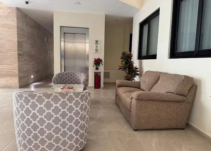 Excelente Ubicacion A Pasos De La Playa Coco Y De La Quinta Avenida Playa del Carmen