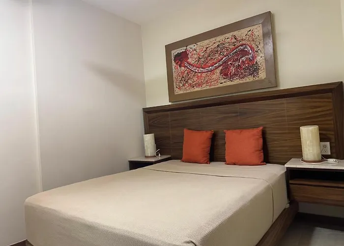 Excelente Ubicacion A Pasos De La Playa Coco Y De La Quinta Avenida Playa del Carmen